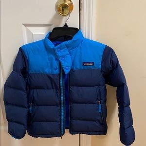 Patagonia Jacket, 2 color light/dark blue.